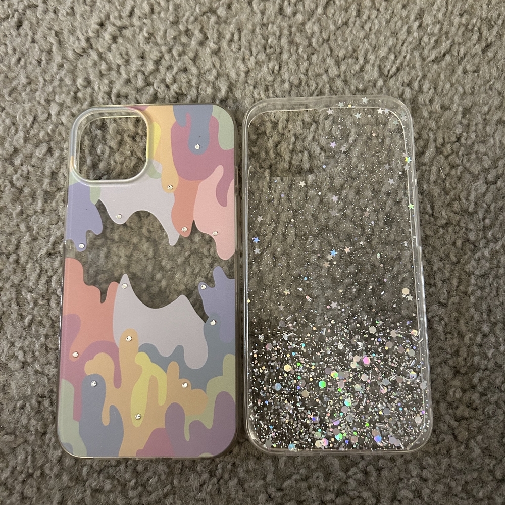 2 IPhone 14 cases